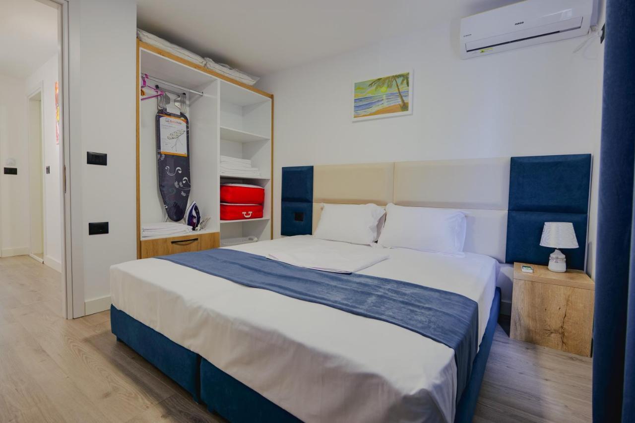 2E Apartments Sarandë Esterno foto