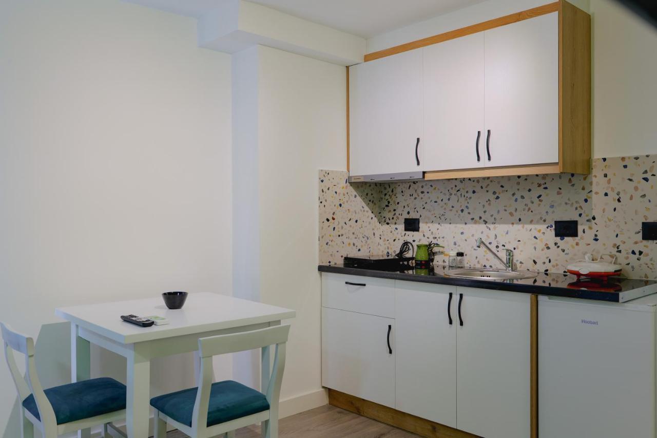 2E Apartments Sarandë Esterno foto